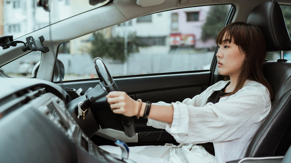 asian woman driving