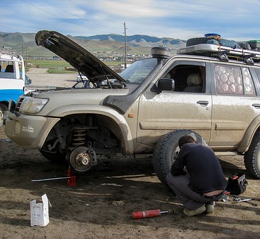 a jeep with mechanical problems